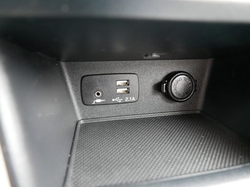 Used 2023 Subaru Forester image 33