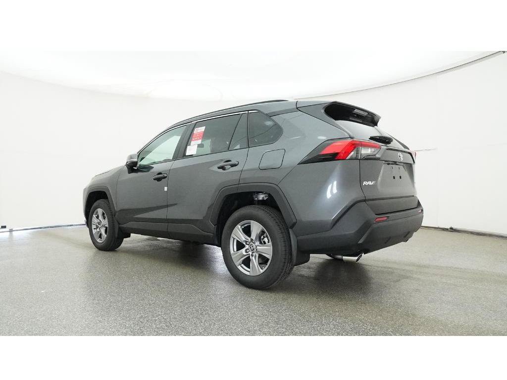 Used 2025 Toyota RAV4 XLE w/ Convenience Package FWD image 27