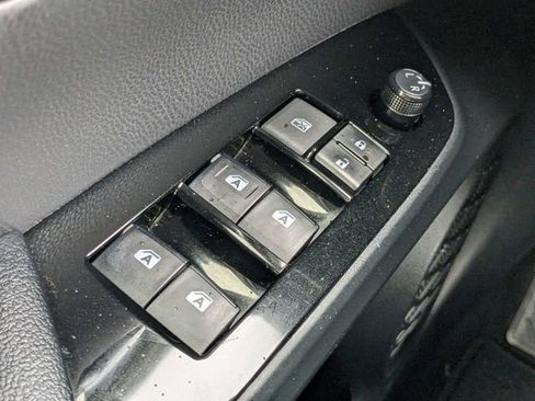 Used 2018 Toyota Prius Two w/ Prius Two Safety Plus Package FWD image 19