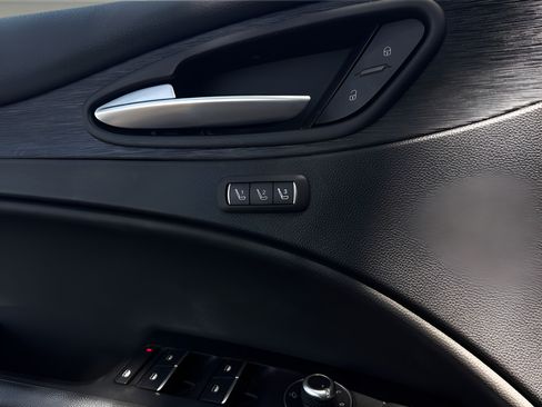 Used 2023 Alfa Romeo Stelvio Sprint RWD image 17