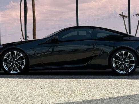Used 2018 Lexus LC 500 Coupe w/ Sport Package RWD image 5