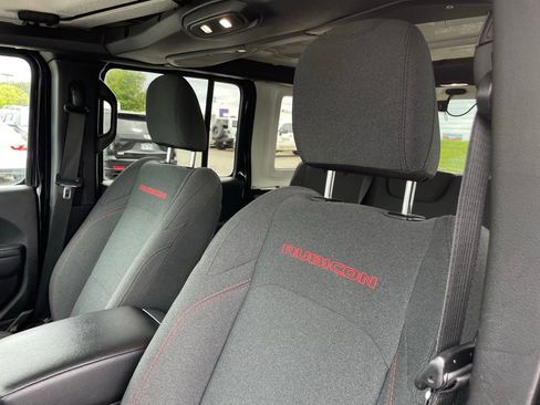 Used 2024 Jeep Wrangler Unlimited Rubicon image 24