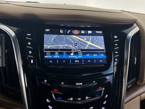 Used 2017 Cadillac Escalade Platinum image 75