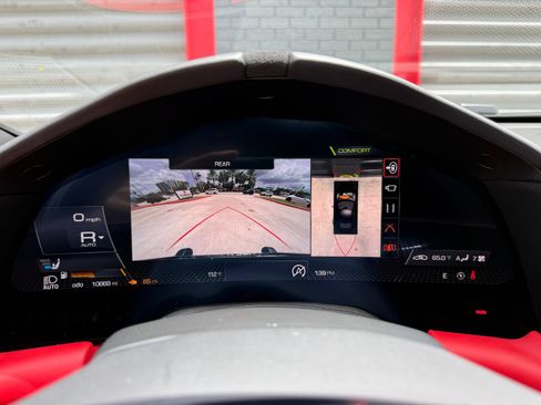 Used 2023 Ferrari Roma RWD image 31