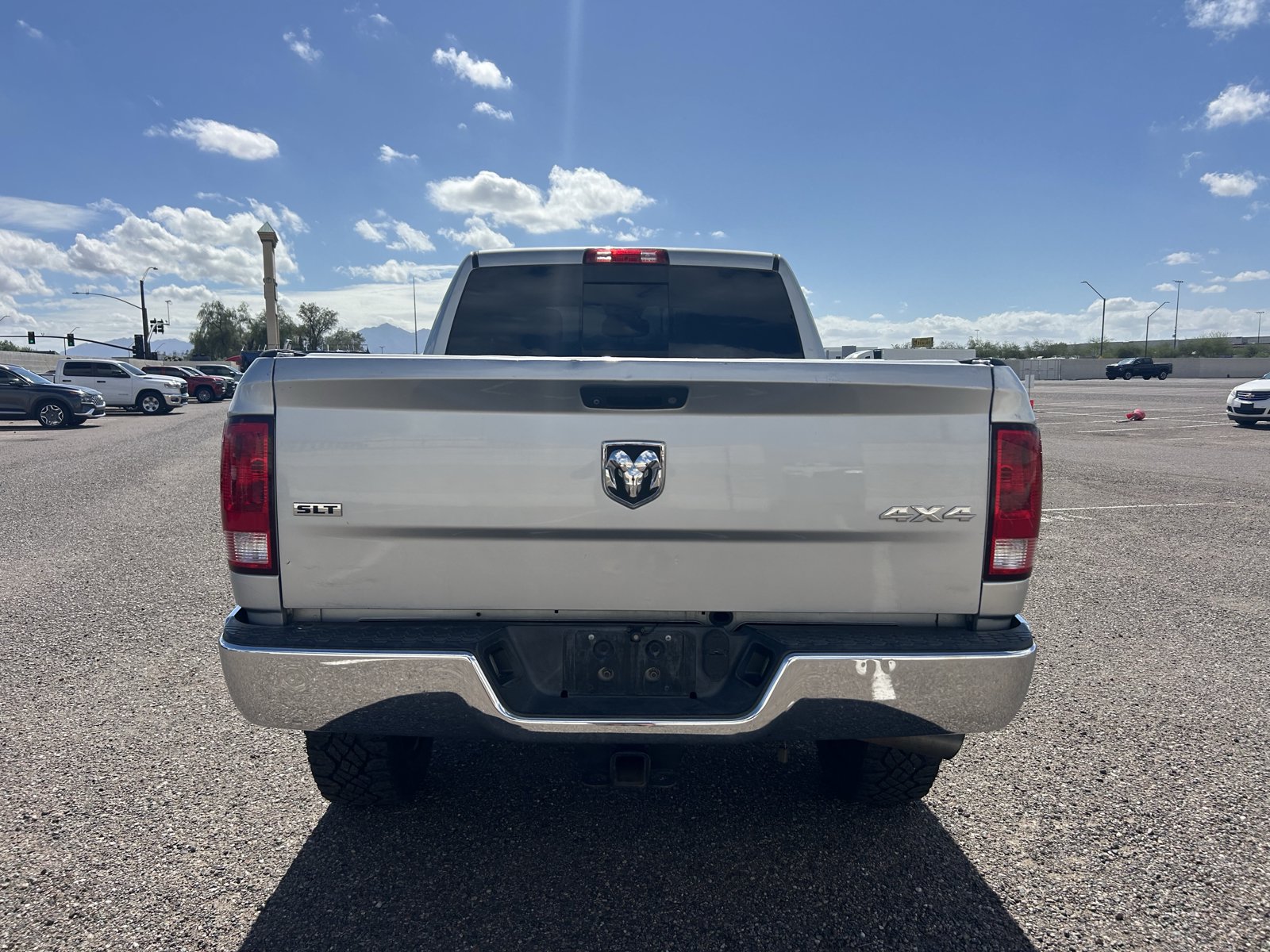 Used 2018 RAM 2500 SLT AWD/4WD image 4