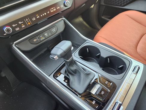 New 2026 Kia Carnival SX image 14