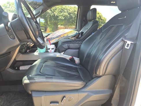 Used 2022 Ford F250 Platinum w/ FX4 Off-Road Package AWD/4WD image 18