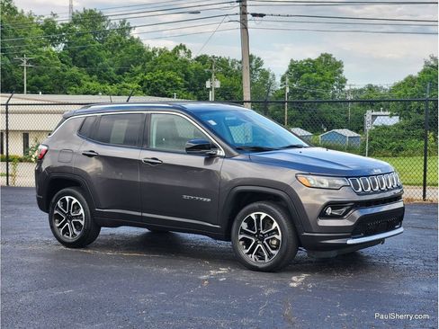 Used 2022 Jeep Compass Limited AWD/4WD image 9
