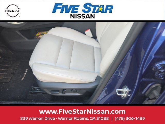Used 2021 Nissan Rogue SV w/ Premium Package FWD image 13