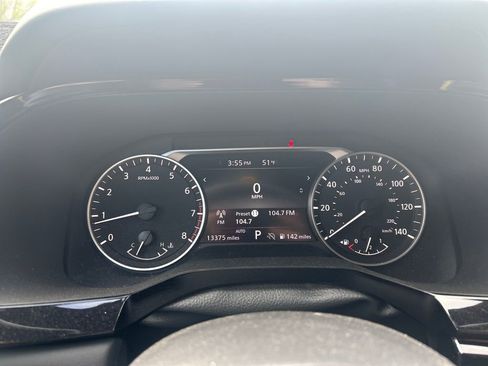 Used 2025 Nissan Pathfinder Rock Creek AWD/4WD image 14