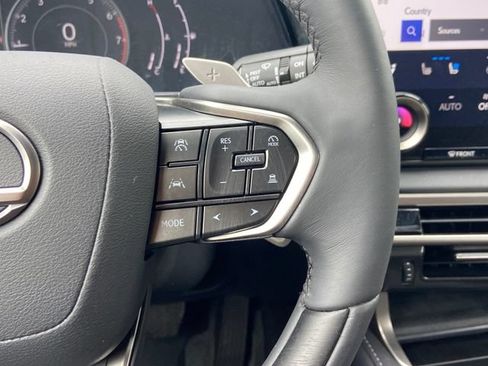Used 2023 Lexus RX 350 Premium w/ Accessory Package AWD/4WD image 19