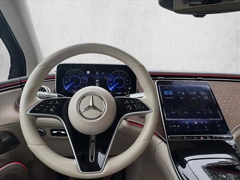 Certified 2023 Mercedes-Benz EQS 450+ SUV image 16
