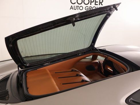 Used 2017 McLaren 570S image 21