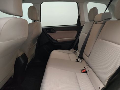 Used 2016 Subaru Forester 2.5i Premium image 18