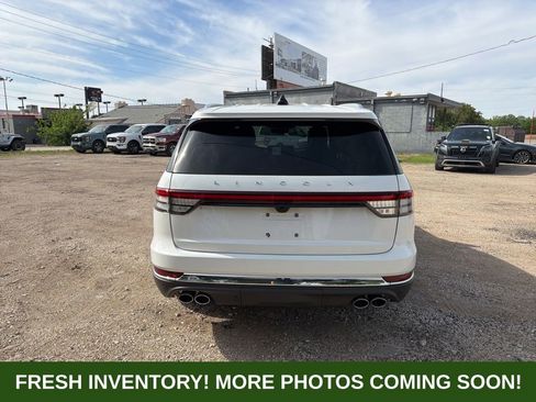 Used 2025 Lincoln Aviator Reserve w/ Luxury Package AWD/4WD image 5