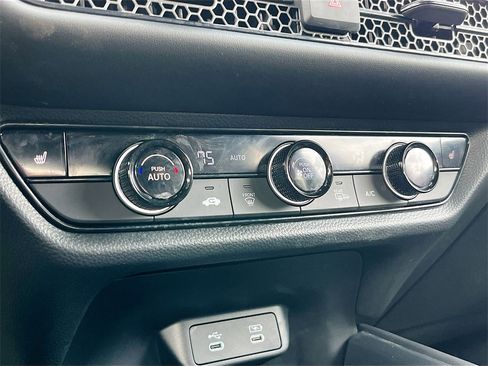 Used 2026 Honda HR-V Sport image 15