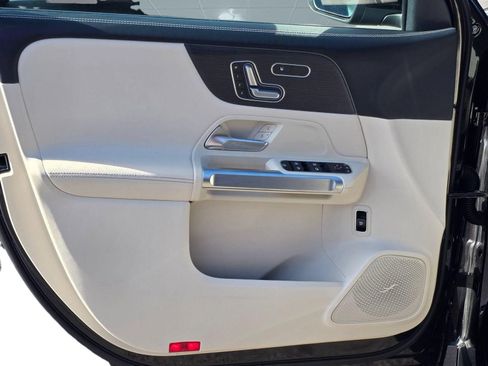 Certified 2026 Mercedes-Benz GLB 250 4MATIC image 26