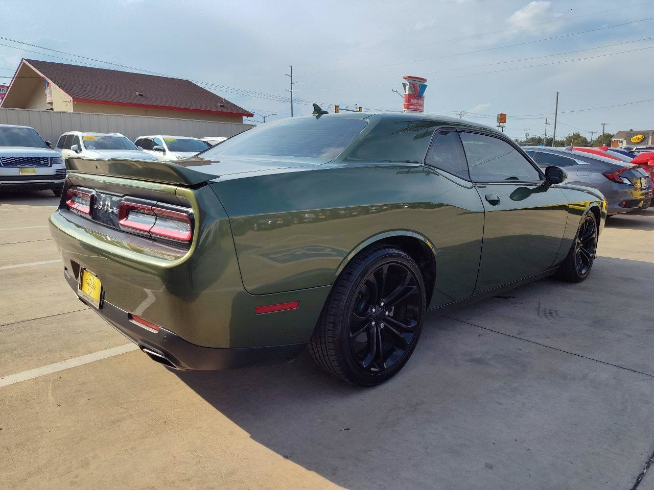Used 2022 Dodge Challenger GT w/ Plus Package RWD image 4
