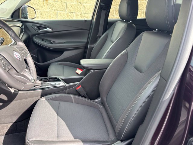 Used 2020 Buick Encore GX Preferred w/ Cold Weather Comfort Package FWD image 16
