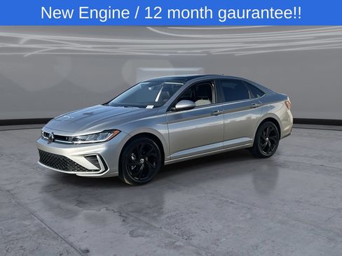 New 2026 Volkswagen Jetta SE FWD image 3