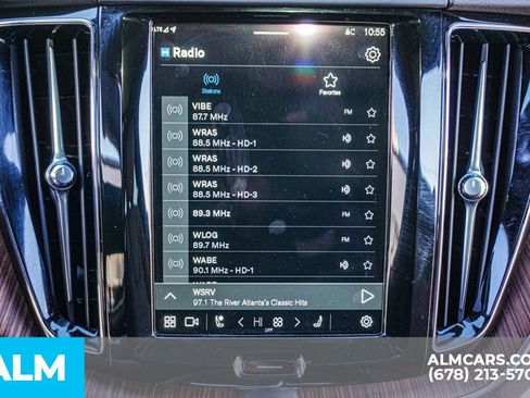 Used 2024 Volvo XC60 T8 Plus w/ Climate Package image 40