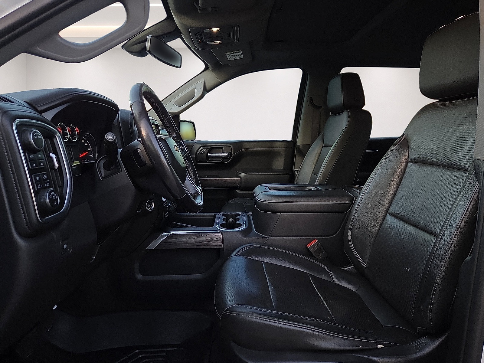 Used 2020 Chevrolet Silverado 1500 LTZ w/ LTZ Premium Package AWD/4WD image 14