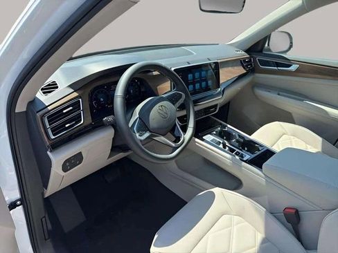 New 2026 Volkswagen Atlas SE AWD/4WD image 4