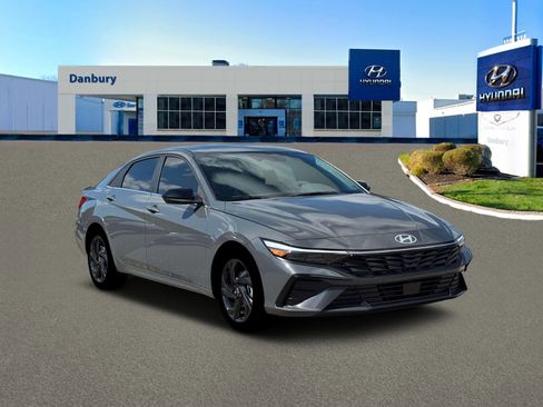 New 2026 Hyundai Elantra SEL Sport Premium w/ Cargo Package image 11