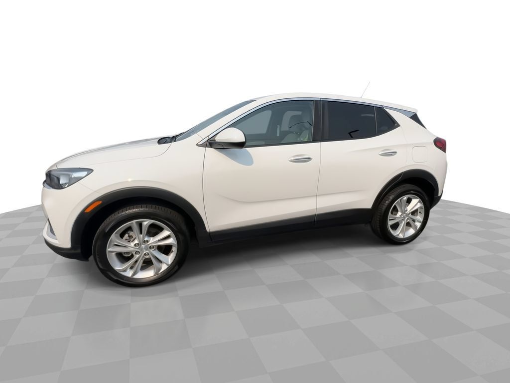 Used 2023 Buick Encore GX Preferred w/ Cold Weather Comfort Package AWD/4WD image 4
