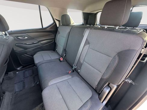 Certified 2020 Chevrolet Traverse LS image 32