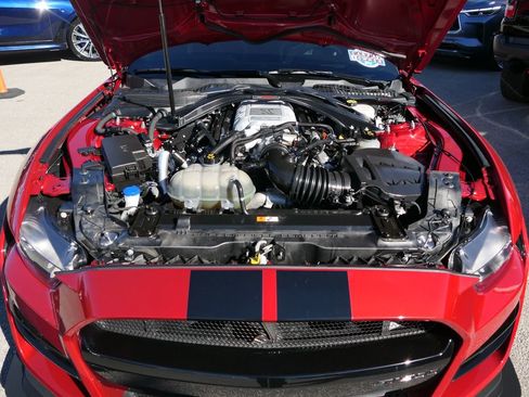 Used 2020 Ford Mustang Shelby GT500 w/ Technology Package image 30