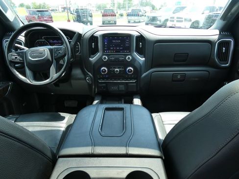 Used 2019 GMC Sierra 1500 Denali w/ Denali Ultimate Package AWD/4WD image 22