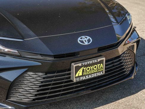 Used 2026 Toyota Camry LE FWD image 4