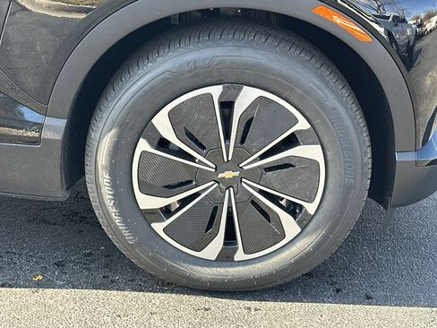 New 2026 Chevrolet Blazer EV LT image 13