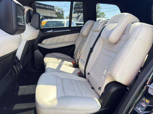 Used 2014 Mercedes-Benz GL 63 AMG 4MATIC image 16