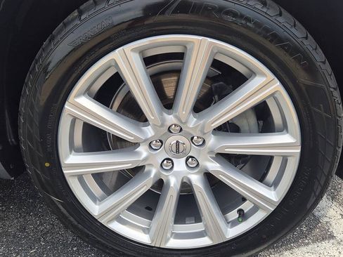 Used 2018 Volvo XC90 T6 Inscription w/ Convenience Package AWD/4WD image 9