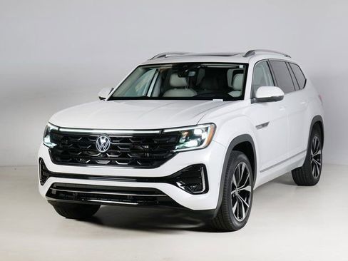 Used 2024 Volkswagen Atlas SEL Premium R-Line AWD/4WD image 31