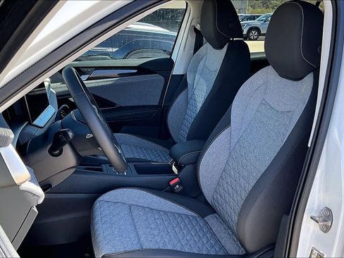 New 2026 Volkswagen Tiguan S FWD image 9