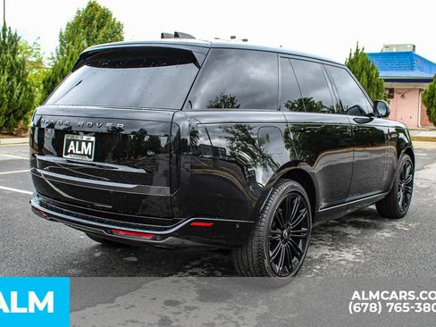 Used 2024 Land Rover Range Rover SE AWD/4WD image 5