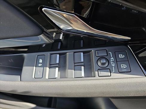New 2026 Land Rover Range Rover Evoque S image 26