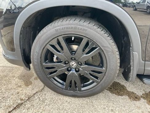 Used 2021 Honda Pilot Black Edition image 9