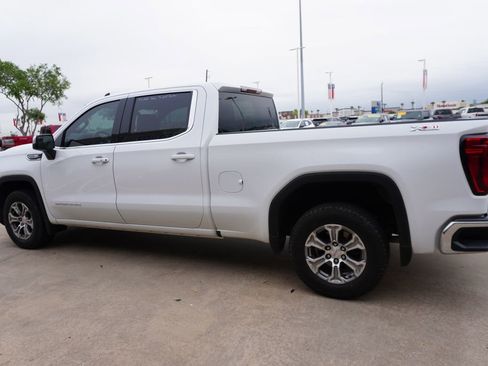 Used 2023 GMC Sierra 1500 SLE AWD/4WD image 4