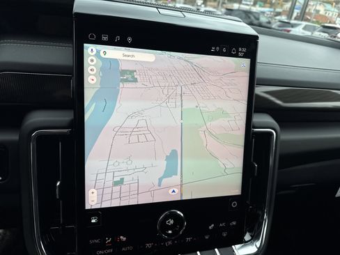 New 2026 GMC Yukon XL Elevation image 28