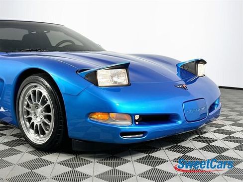 Used 1999 Chevrolet Corvette Coupe RWD image 37