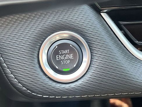 Used 2025 Chevrolet Equinox LT image 17