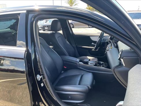 Used 2022 Mercedes-Benz A 220 image 9