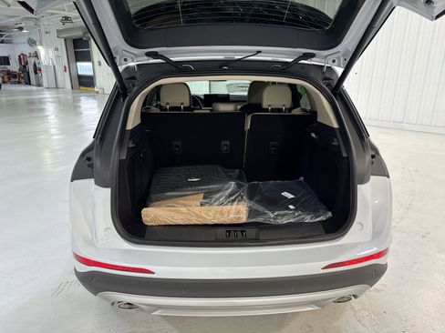 New 2026 Lincoln Corsair Premiere image 27