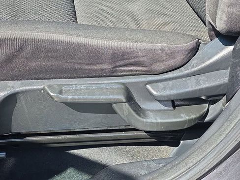 Used 2018 Honda HR-V EX image 19