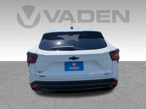 New 2026 Chevrolet Trax RS FWD image 22