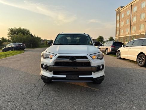 Certified 2019 Toyota 4Runner Limited AWD/4WD image 12